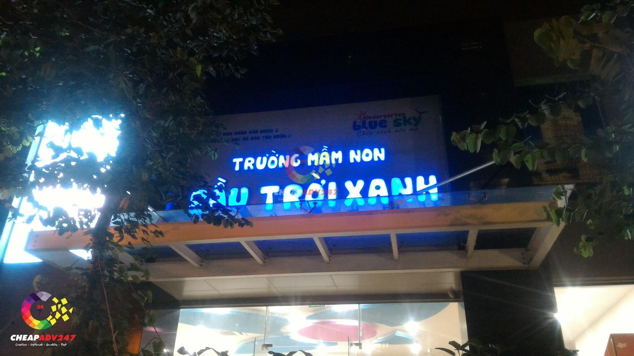 làm bảng hiệu tại quận 2