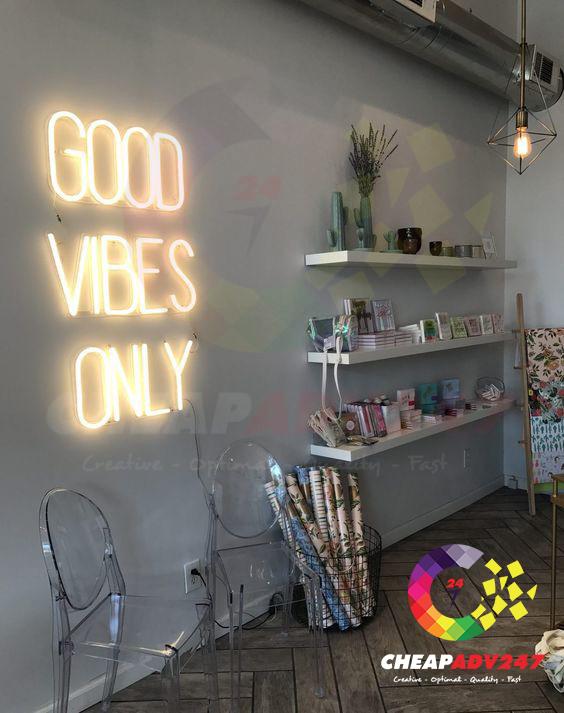 ảnh bảng hiệu đèn neon sign