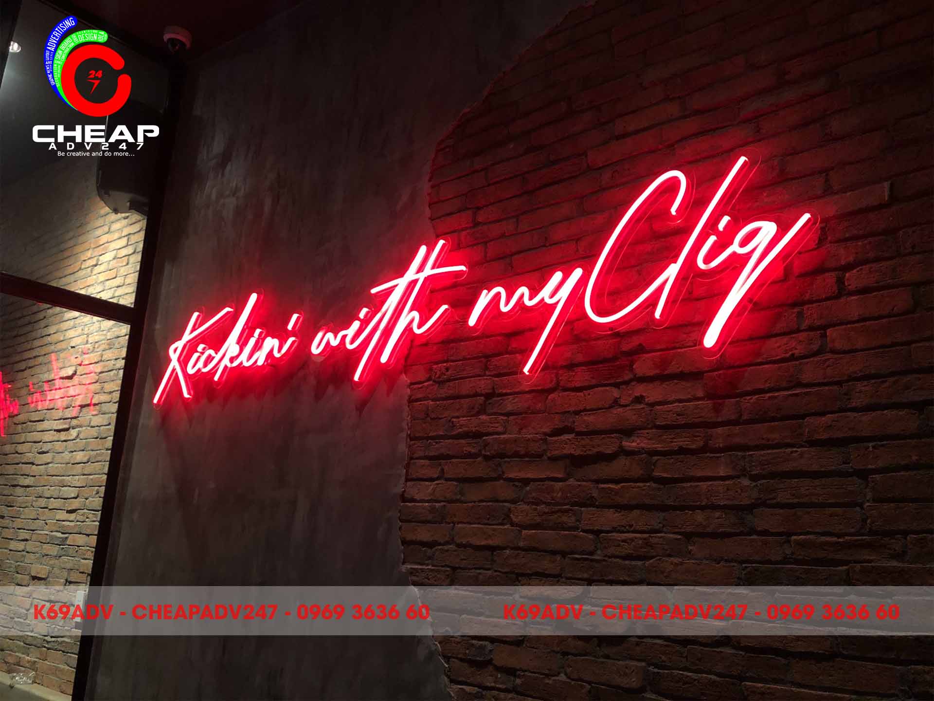 cận cảnh Bảng Hiệu Led Neon Sign Tại Quán Bar Cliq Sài Gòn Của Cheapadv247
